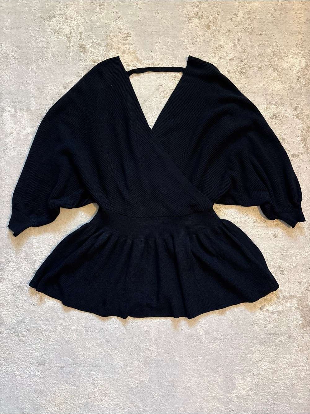 BloomChic Black Ribbed Knit Peplum Dolman Sleeve Crossover Sweater Size 14/16 - Picture 2 of 11